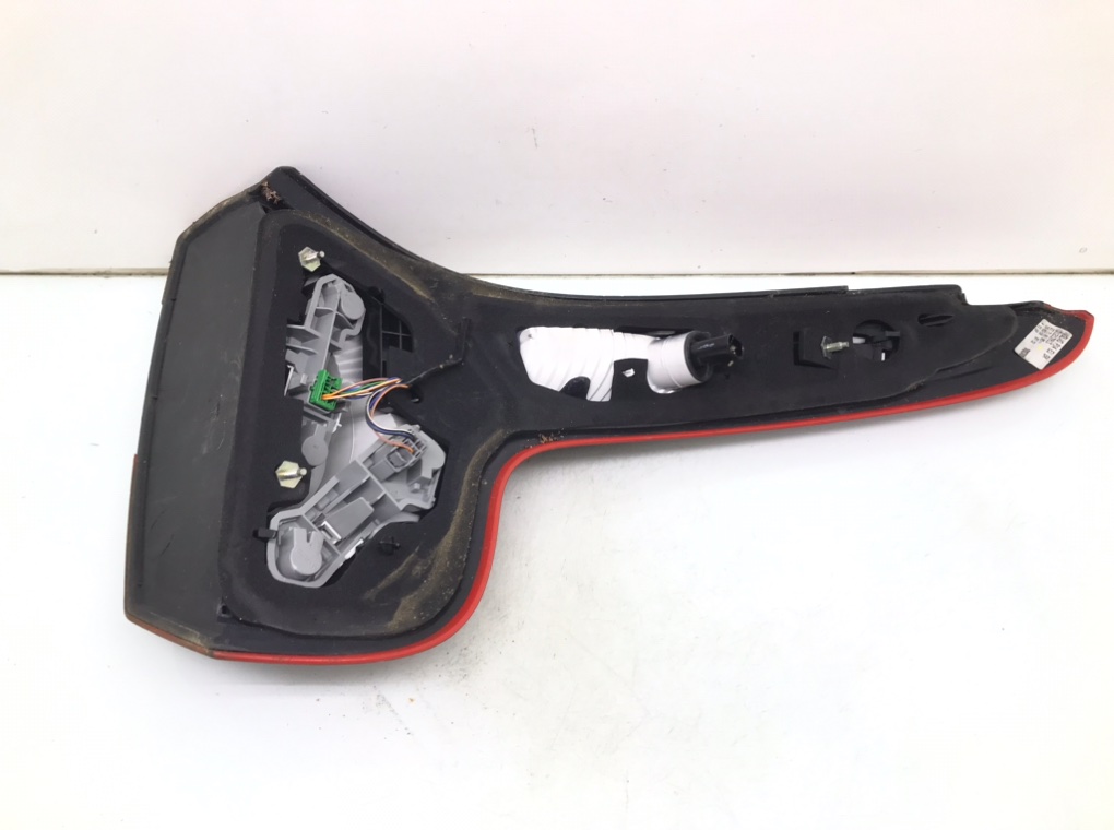 Фонарь задний левый бу для Volvo C30  1.6 i,  2010 г.