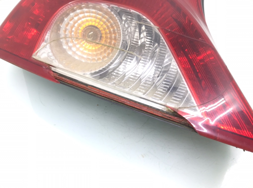 Фонарь задний левый бу для Volvo C30  1.6 i,  2010 г.