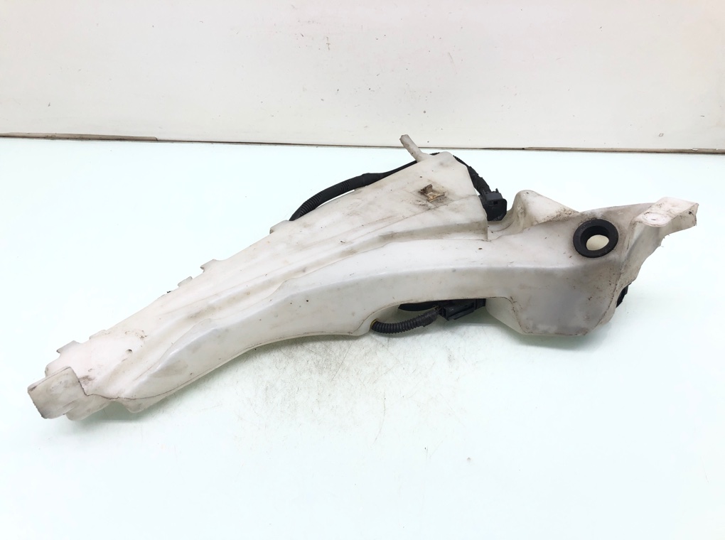 Бачок омывателя бу для Volvo C30 1.6 i, 2010 г.