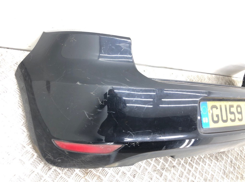 Бампер задний бу для Volkswagen Golf 6 1.4 TSI, 2009 г. Бампер задний бу для Volkswagen Golf 6 1.4 TSI, 2009 г.