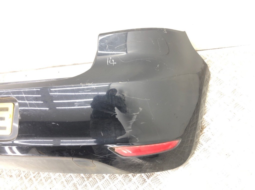 Бампер задний бу для Volkswagen Golf 6 1.4 TSI, 2009 г. Бампер задний бу для Volkswagen Golf 6 1.4 TSI, 2009 г.