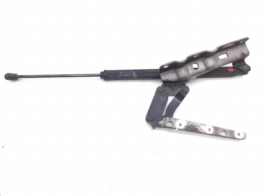 Петля капота бу для Mercedes CLK W209 2.2 CDi, 2006 г. Петля капота бу для Mercedes CLK W209 2.2 CDi, 2006 г.