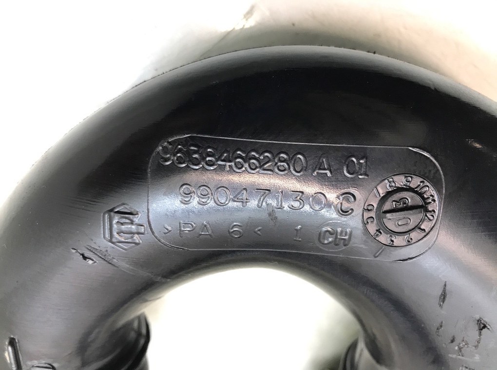 Патрубок турбины бу для Citroen Xsara Picasso  2.0 HDi,  2003 г.
