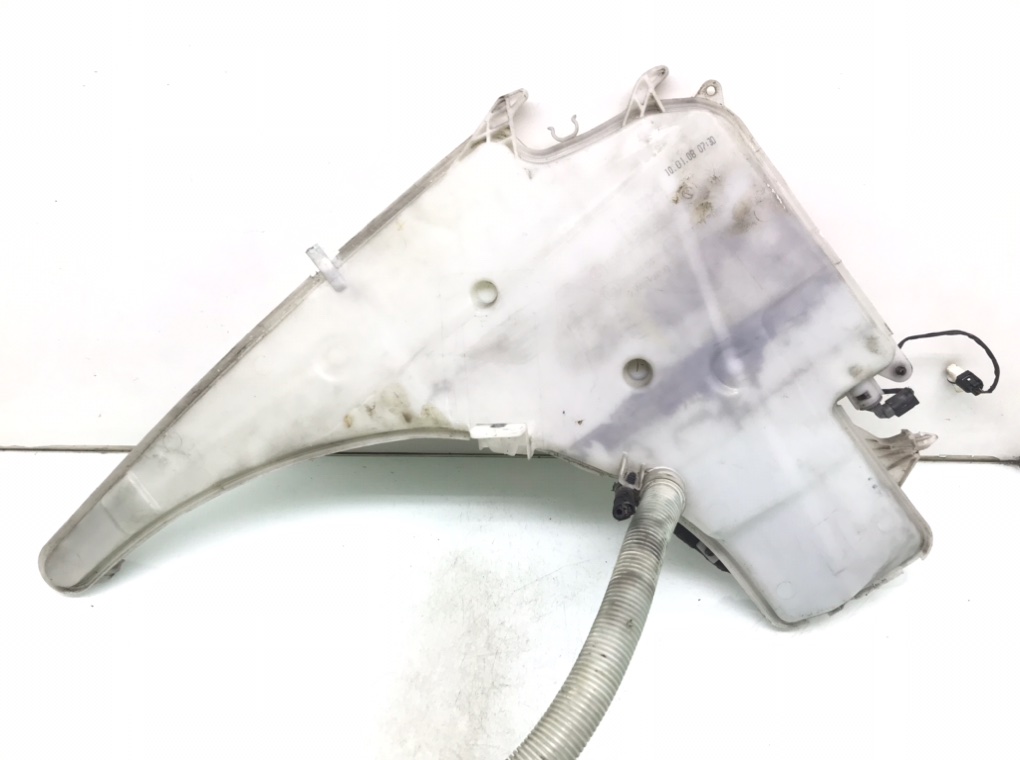 Бачок омывателя бу для BMW 3 E90/E91/E92/E93 2.0 i, 2008 г. Бачок омывателя бу для BMW 3 E90/E91/E92/E93 2.0 i, 2008 г.