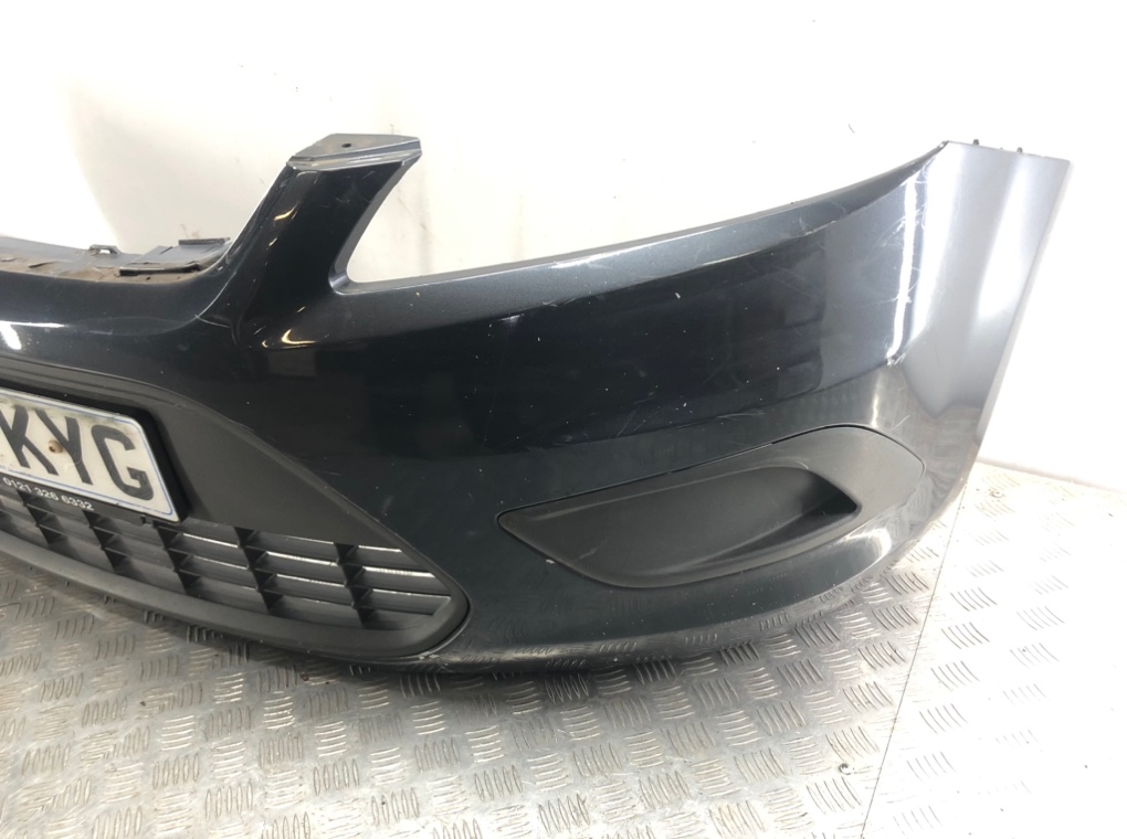 Бампер передний бу для Ford Focus 2 1.6 i,  2009 г.