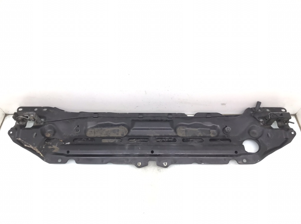 Планка под капот бу для BMW 5 E60/E61 2.5 TD,  2006 г.