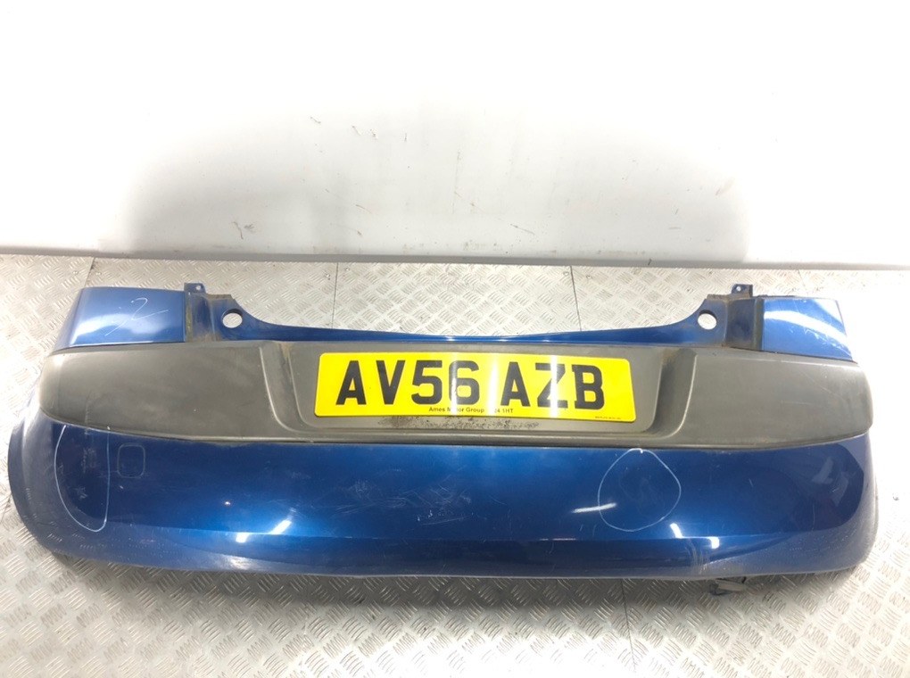 Бампер задний бу для Renault Megane 2 1.6 i, 2006 г.