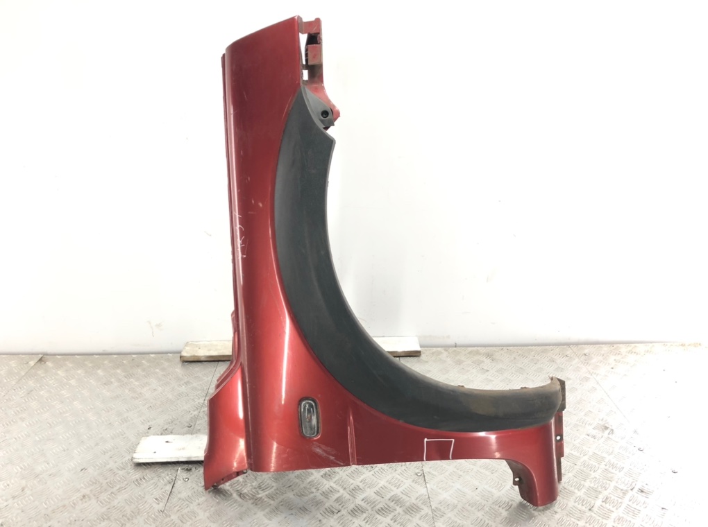 Крыло переднее правое бу для Land Rover Freelander 1 2.0 TD, 2006 г.