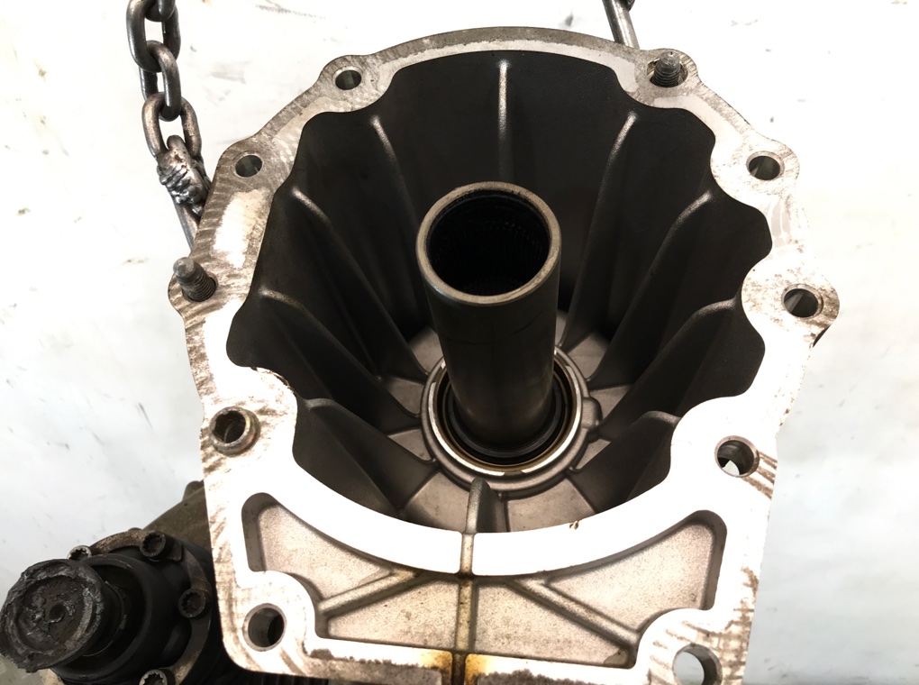 Раздаточная коробка бу для Porsche Cayenne 955 3.2 i, 2005 г. Раздаточная коробка бу для Porsche Cayenne 955 3.2 i, 2005 г.