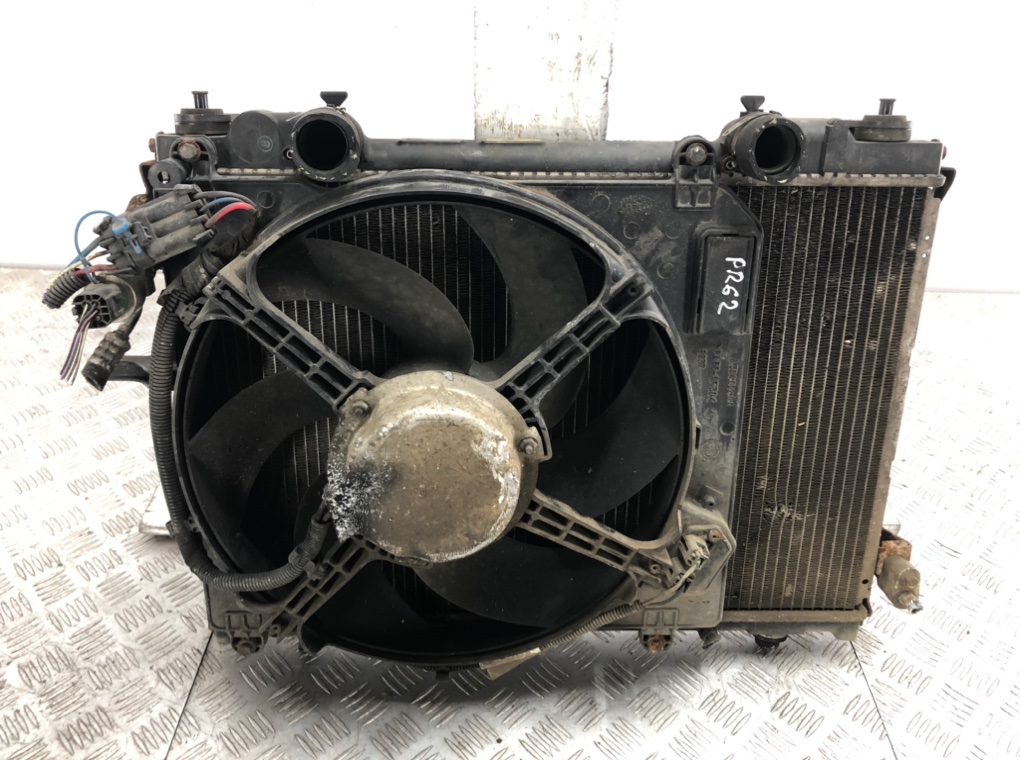 Кассета радиаторов бу для Fiat Multipla 1 1.9 JTD, 2001 г. Кассета радиаторов бу для Fiat Multipla 1 1.9 JTD, 2001 г.