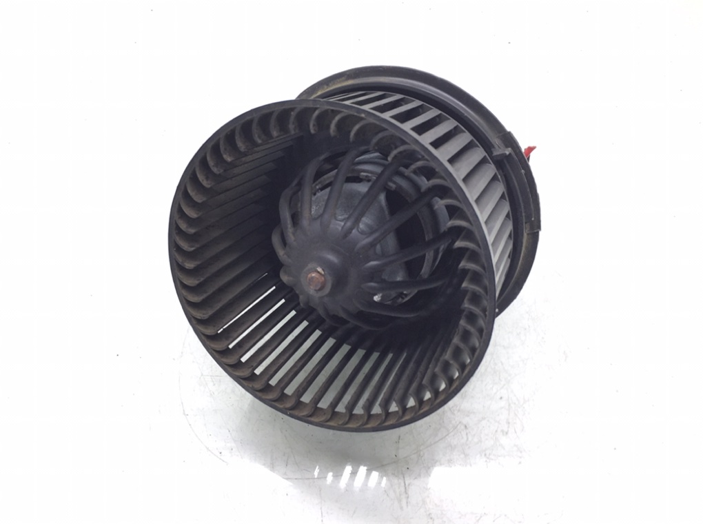 Моторчик печки бу для Peugeot 1007 1.4 i, 2007 г.