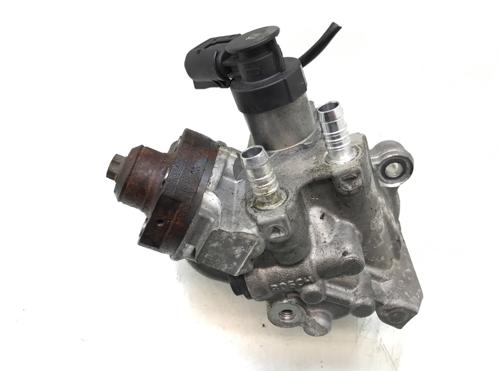 ТНВД бу для BMW 1 F20/F21 2.0 TD,  2012 г.