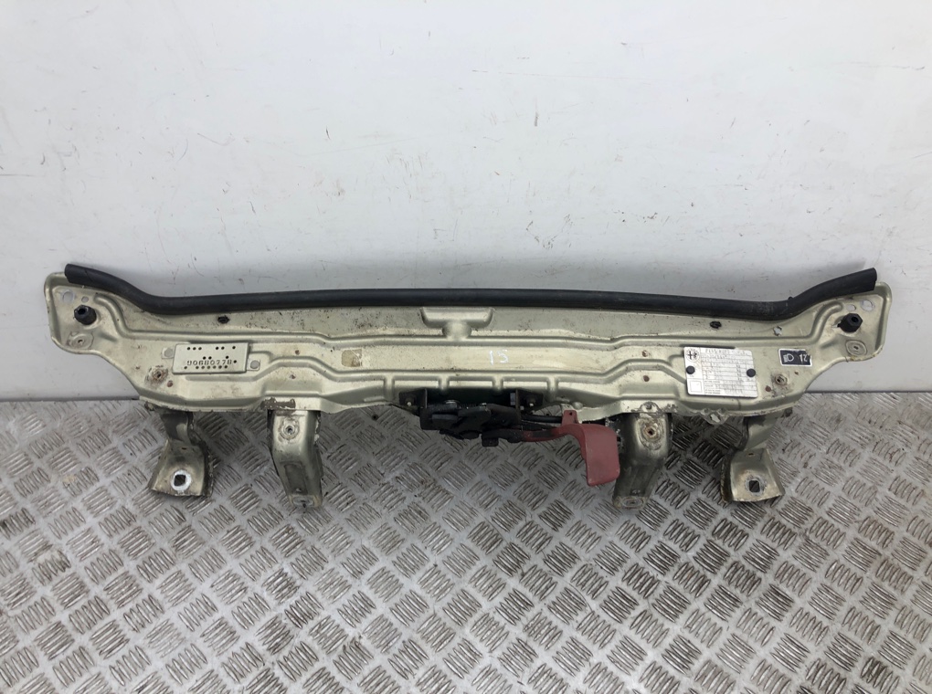 Планка под капот бу для Alfa Romeo 147 2.0 i, 2002 г.