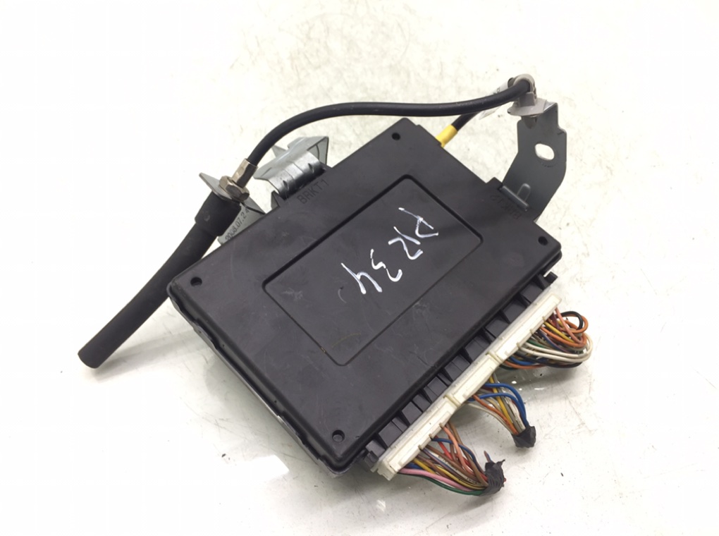 Усилитель антенны бу для Kia Carens 2.0 CRDi, 2009 г.