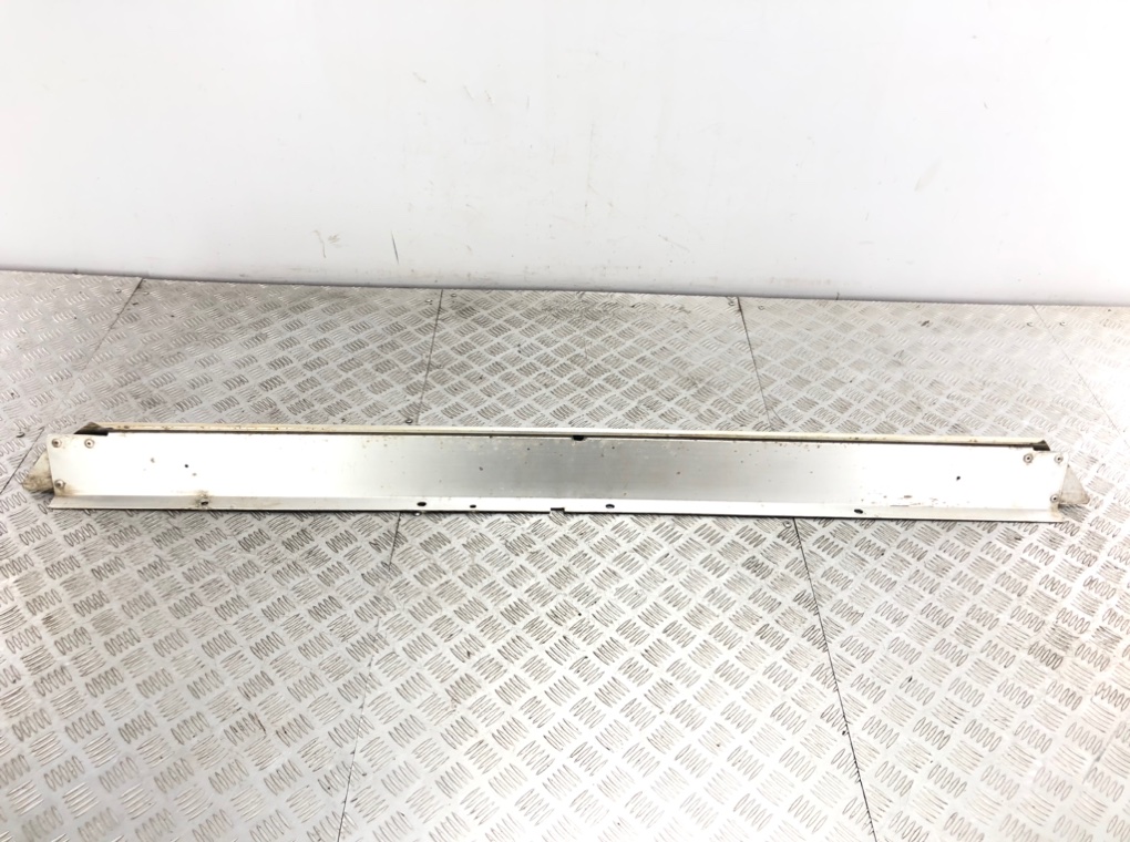 Накладка на порог бу для BMW X5 E53 3.0 i,  2003 г.