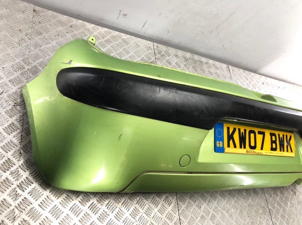 Бампер задний бу для Peugeot 1007  1.4 i,  2007 г.