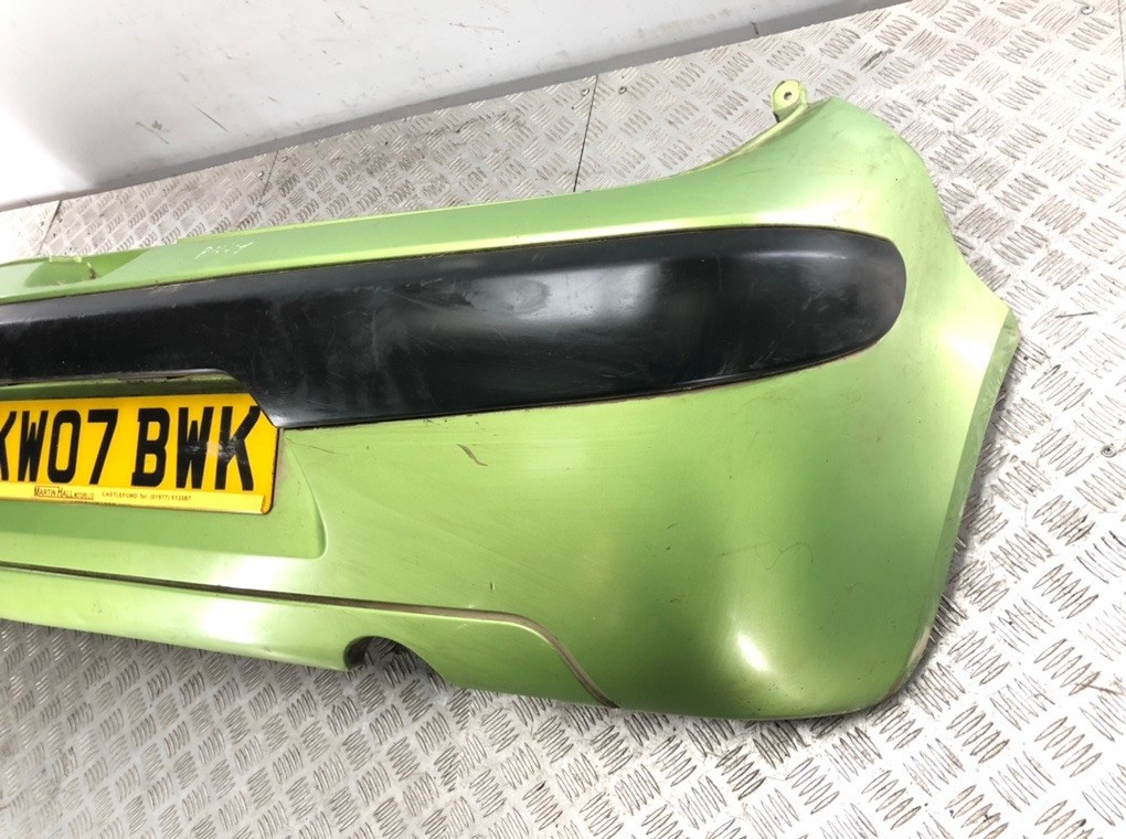 Бампер задний бу для Peugeot 1007  1.4 i,  2007 г.