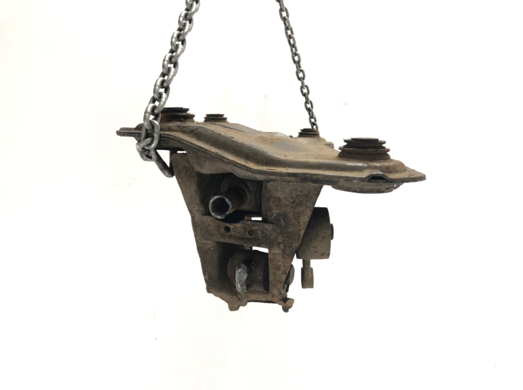 Балка подвески задняя бу для Hyundai Santa Fe 2.7 i, 2004 г. Балка подвески задняя бу для Hyundai Santa Fe 2.7 i, 2004 г.