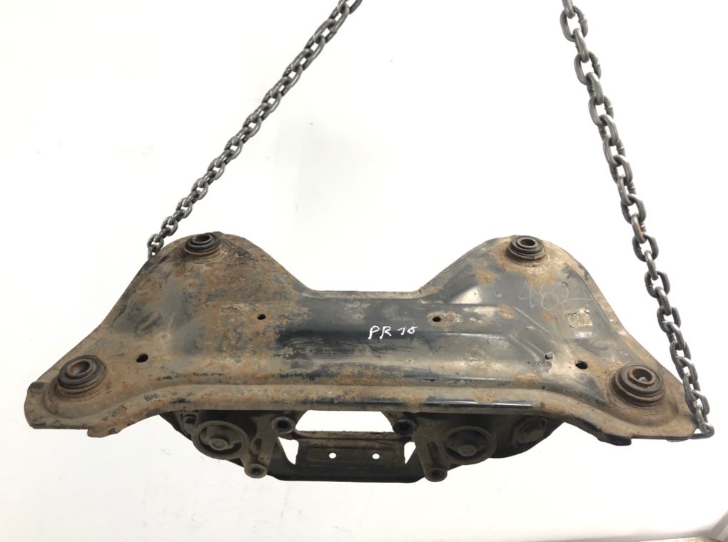 Балка подвески задняя бу для Hyundai Santa Fe 2.7 i, 2004 г. Балка подвески задняя бу для Hyundai Santa Fe 2.7 i, 2004 г.