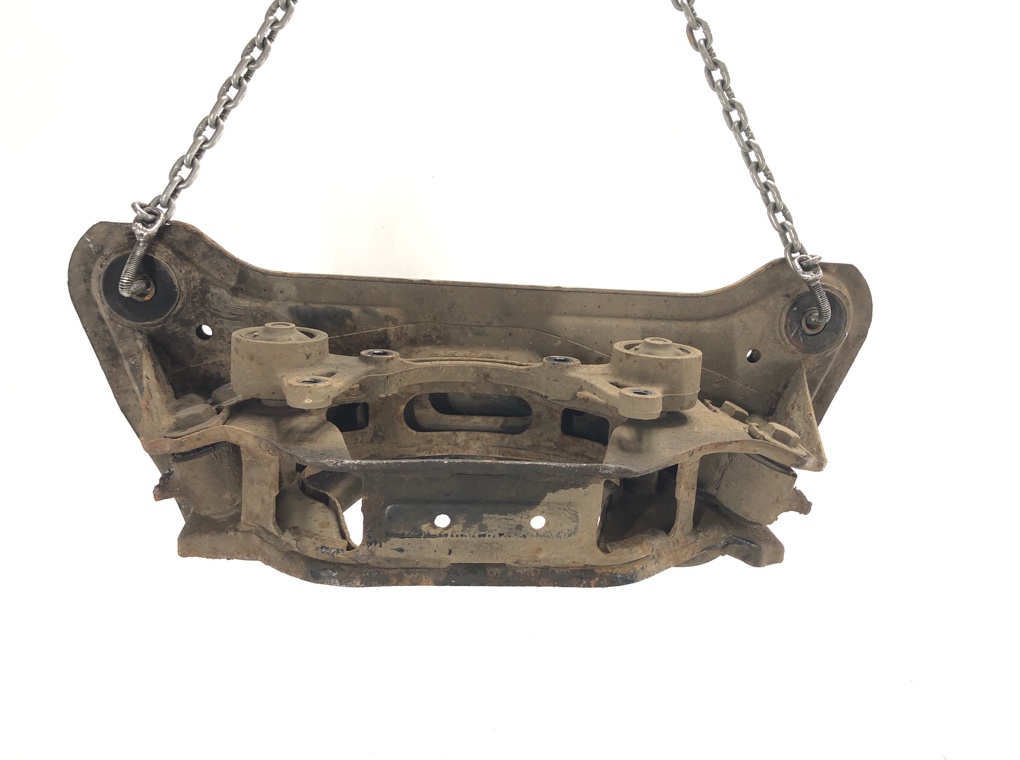 Балка подвески задняя бу для Hyundai Santa Fe 2.7 i, 2004 г. Балка подвески задняя бу для Hyundai Santa Fe 2.7 i, 2004 г.