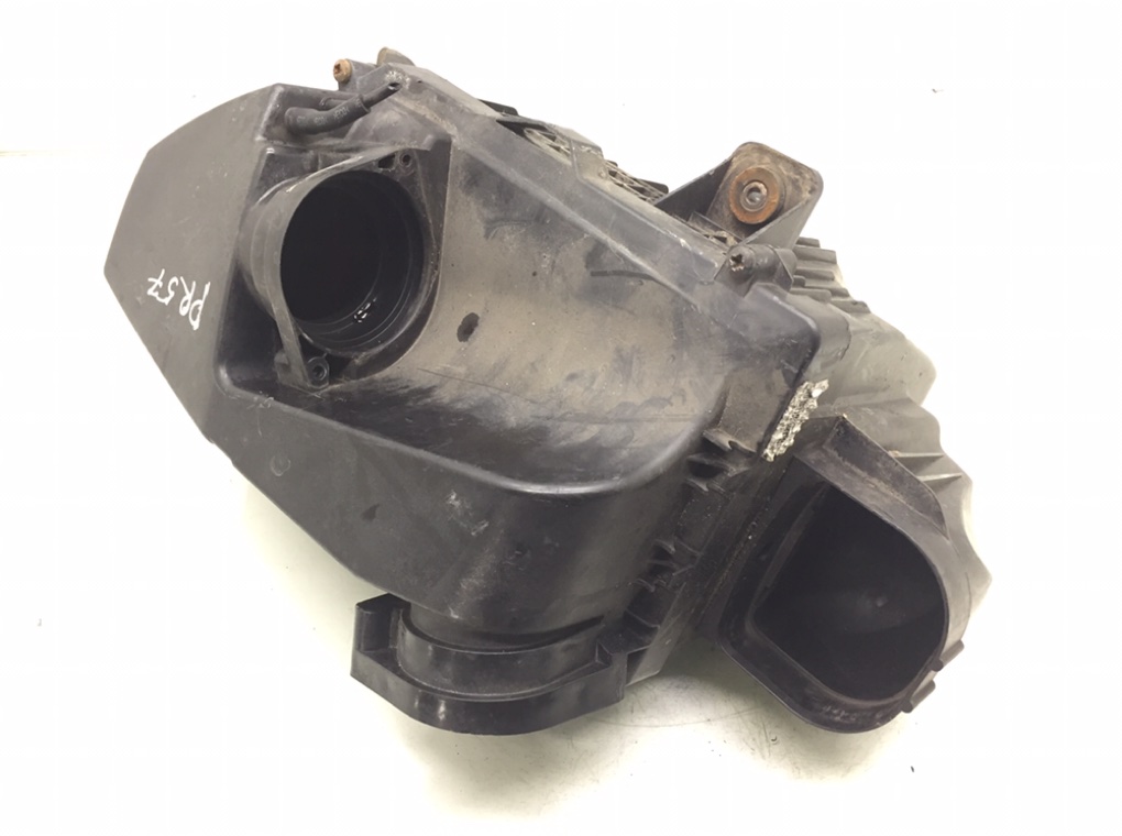 Корпус воздушного фильтра бу для Peugeot 407 2.7 HDi, 2007 г.