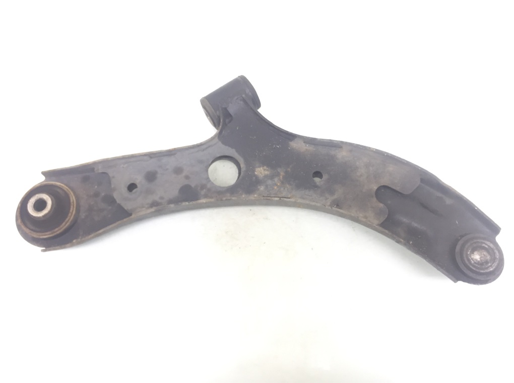 Рычаг передний правый бу для Suzuki Swift  1.5 i,  2006 г.