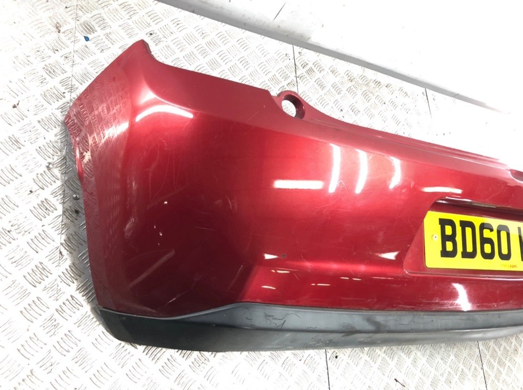 Бампер задний бу для Citroen C3  1.4 i,  2010 г.