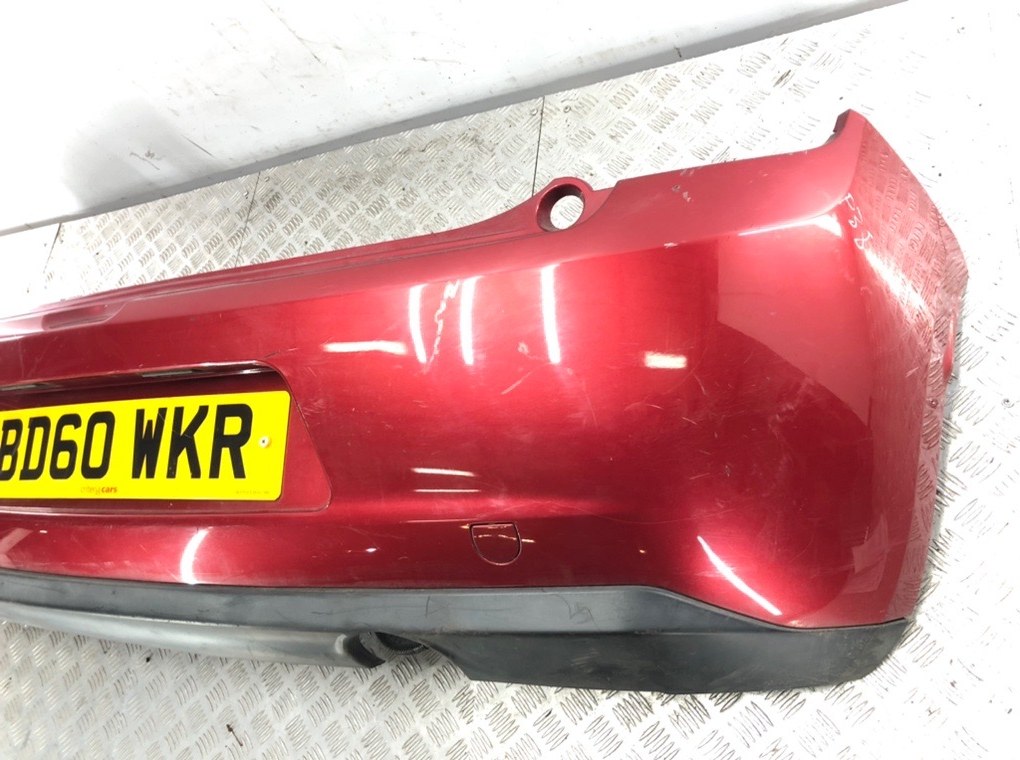 Бампер задний бу для Citroen C3  1.4 i,  2010 г.