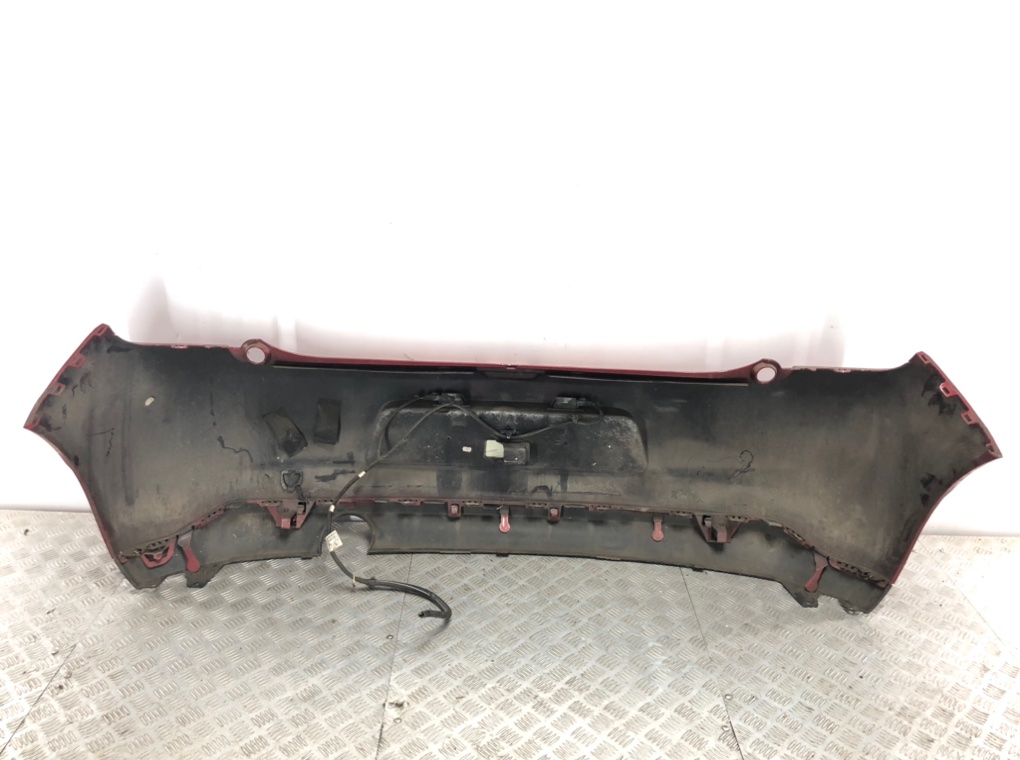 Бампер задний бу для Citroen C3  1.4 i,  2010 г.