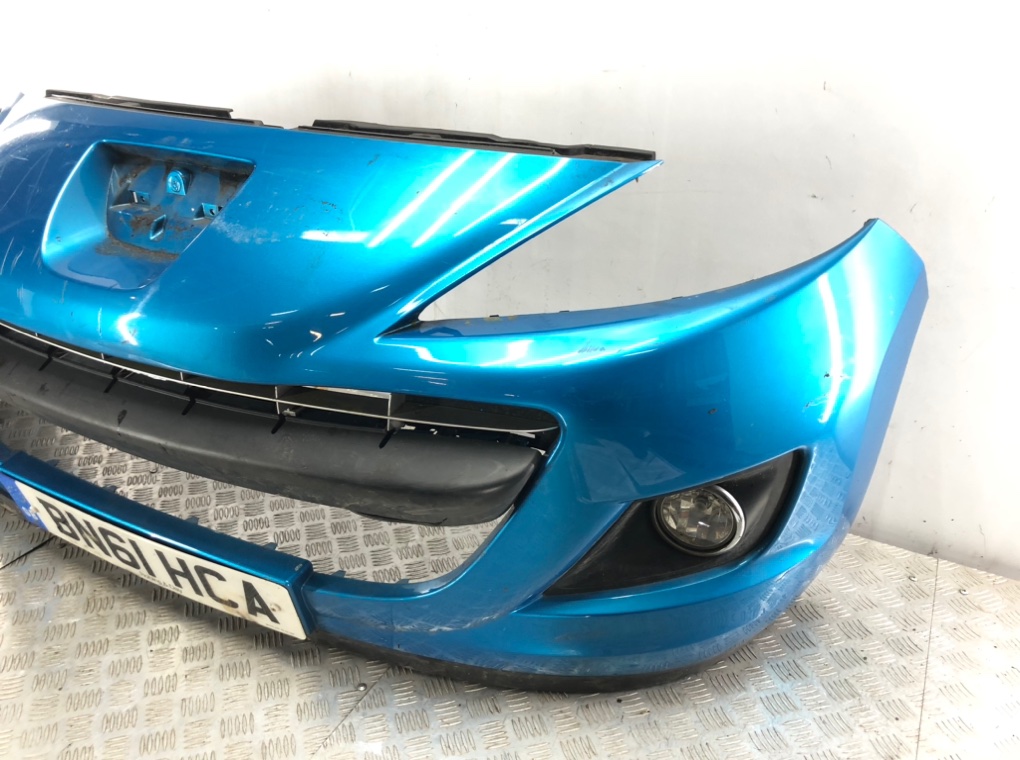 Бампер передний бу для Peugeot 207 CC 1.6 i,  2011 г.