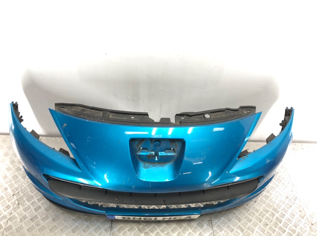 Бампер передний бу для Peugeot 207 CC 1.6 i,  2011 г.