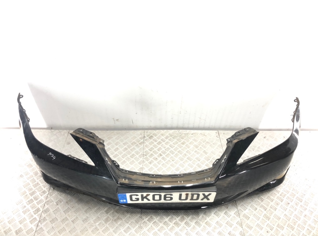 Бампер передний бу для Lexus IS  2.2 TD,  2005 г.