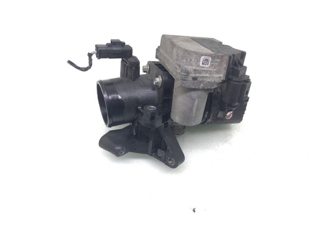 Заслонка дроссельная бу для Ford Focus 2 1.6 TDCi, 2010 г.