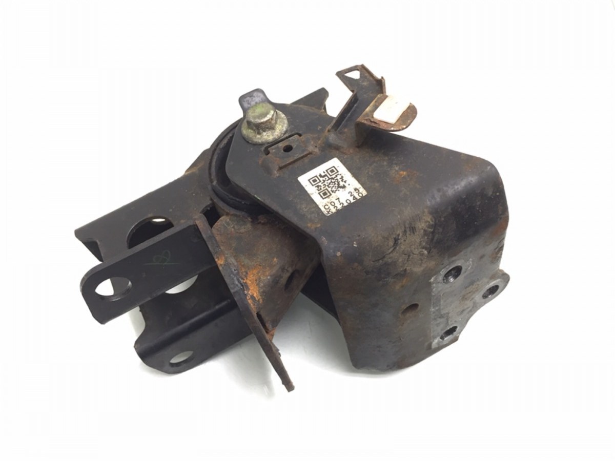 Подушка крепления КПП бу для Toyota MR2  1.8 VVT-i,  2000 г.