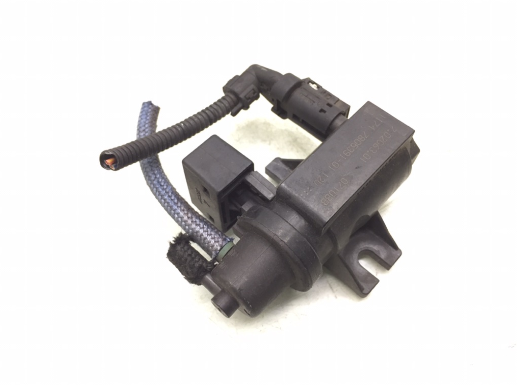 Клапан электромагнитный бу для BMW 1 E87/E81/E82/E88 2.0 TD,  2007 г.