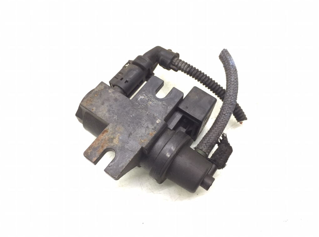 Клапан электромагнитный бу для BMW 1 E87/E81/E82/E88 2.0 TD,  2007 г.