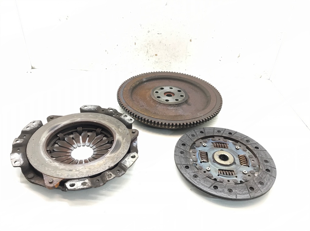 Комплект сцепления бу для Suzuki Swift  1.5 i,  2008 г.