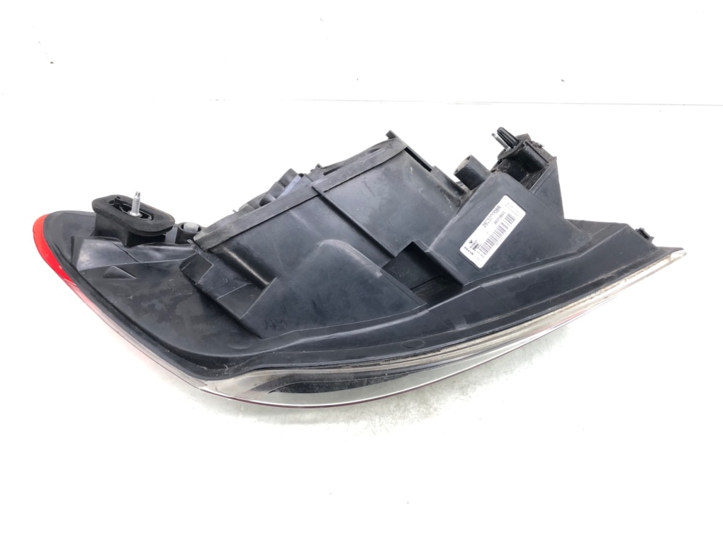 Фонарь задний правый бу для Renault Megane 1.5 DCi, 2011 г. Фонарь задний правый бу для Renault Megane 1.5 DCi, 2011 г.