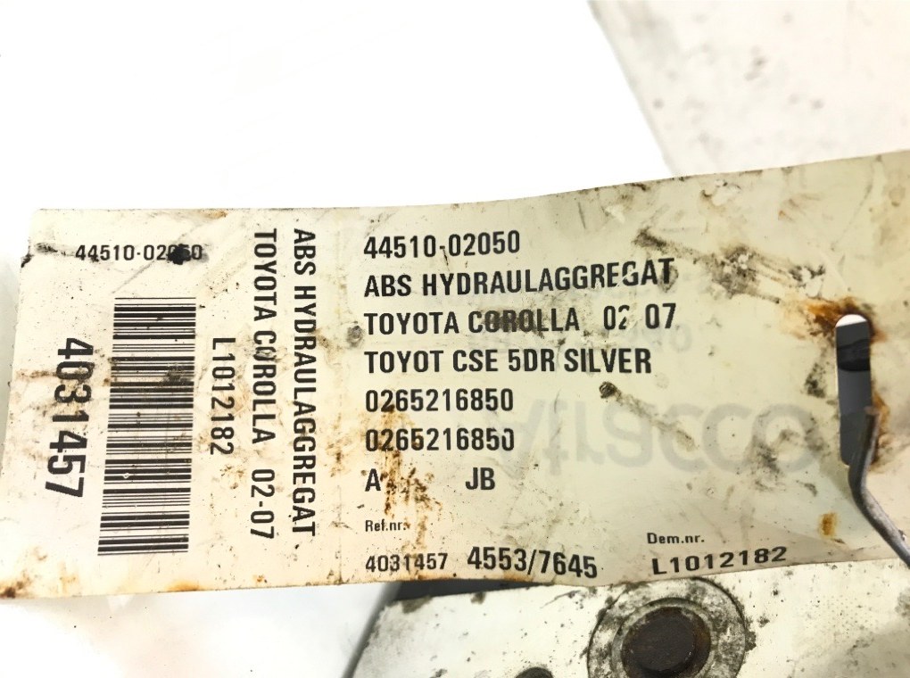 Блок ABS бу для Toyota Corolla  2.0 D-4D,  2004 г.