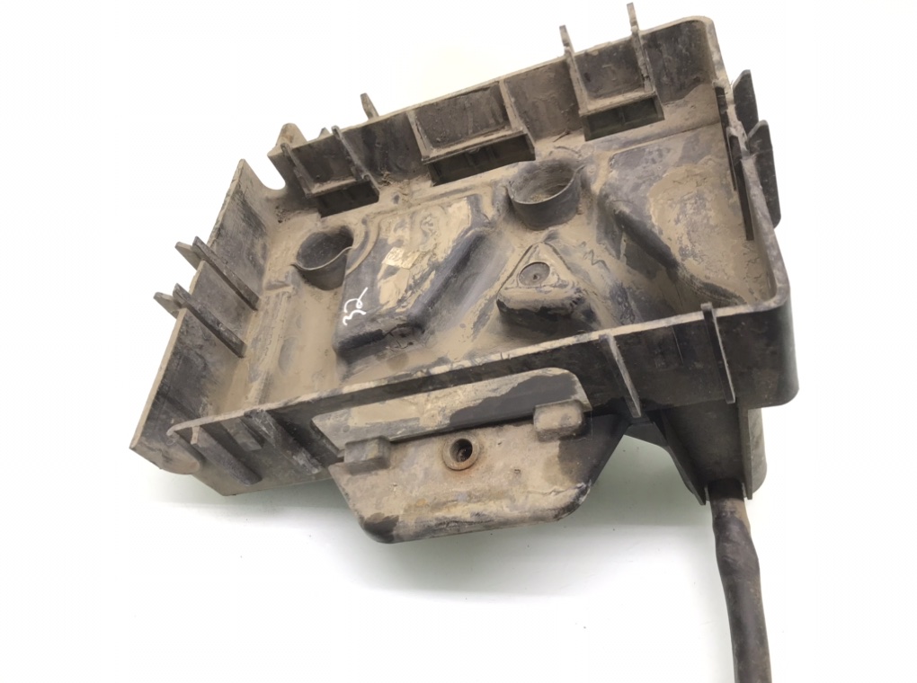 Полка аккумулятора бу для Skoda Fabia 1 1.2 i, 2006 г. Полка аккумулятора бу для Skoda Fabia 1 1.2 i, 2006 г.