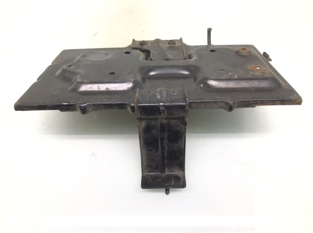 Полка аккумулятора бу для Kia Sorento  2.5 CRDi,  2004 г.