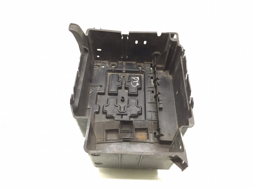 Полка аккумулятора бу для Citroen C3 1 1.4 i, 2005 г. Полка аккумулятора бу для Citroen C3 1.4 i, 2005 г.