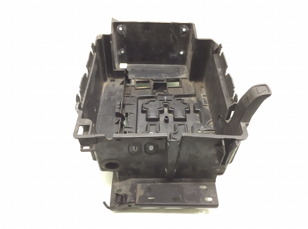 Полка аккумулятора бу для Citroen C3 1 1.4 i, 2005 г. Полка аккумулятора бу для Citroen C3 1.4 i, 2005 г.