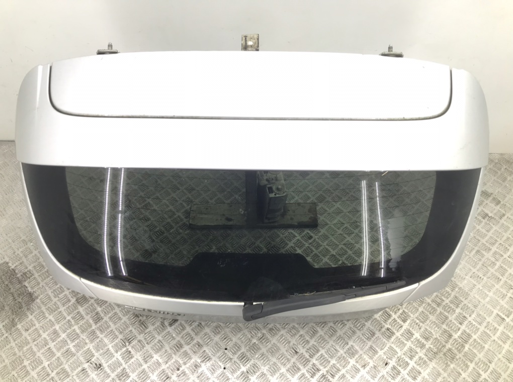 Крышка багажника бу для Ford Fiesta  1.6 i,  2010 г.