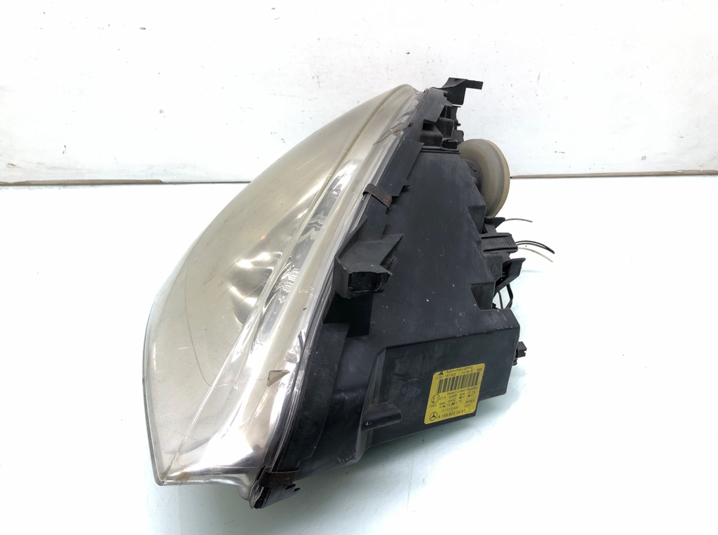 Фара правая бу для Mercedes A W169 2.0 CDi, 2005 г. Фара правая бу для Mercedes A W169 2.0 CDi, 2005 г.