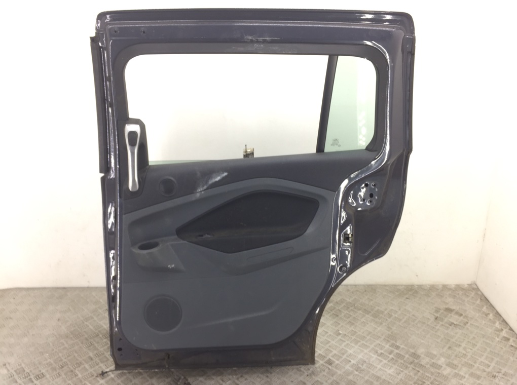 Дверь сдвижная правая бу для Ford Grand C-Max  2.0 TDCi,  2011 г.