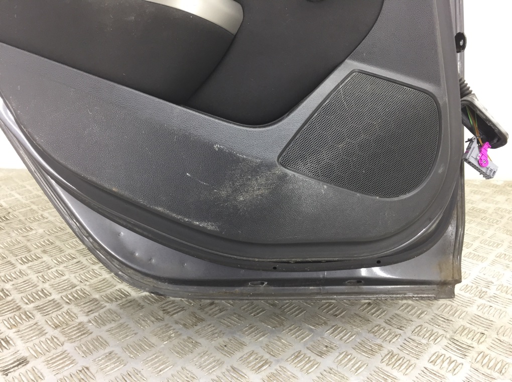 Дверь задняя левая бу для Opel Astra J 1.7 CDTi,  2011 г.