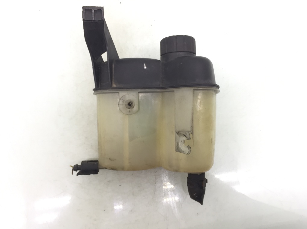 Бачок расширительный бу для Mercedes A W169 2.0 CDi,  2005 г.