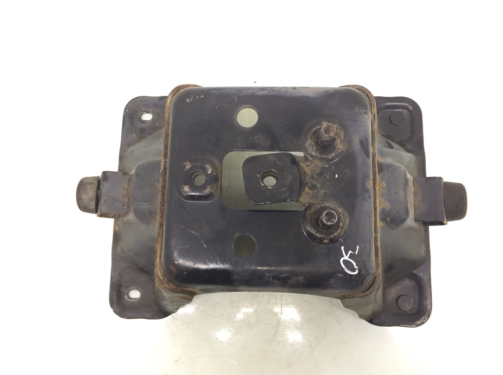 Крепление запаски бу для Mitsubishi Pajero Pinin  1.8 i,  2005 г.