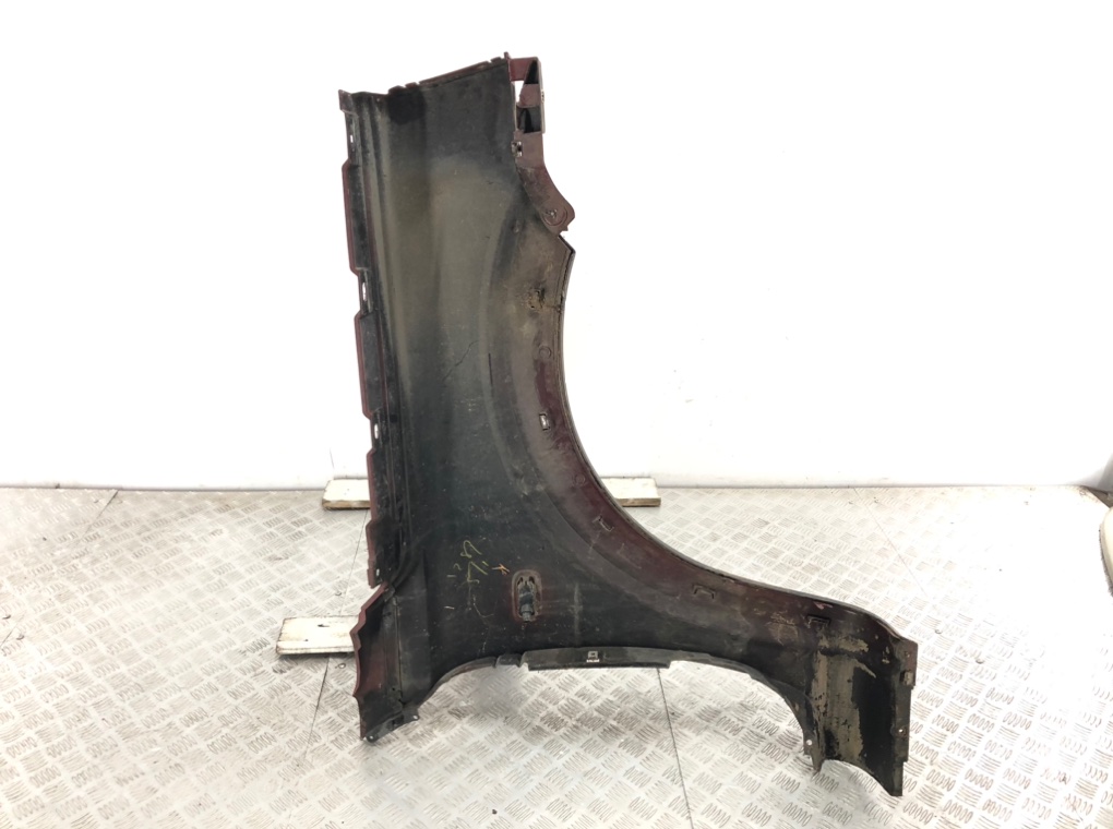 Крыло переднее левое бу для Land Rover Freelander 1 2.0 TD, 2005 г. Крыло переднее левое бу для Land Rover Freelander 1 2.0 TD, 2005 г.